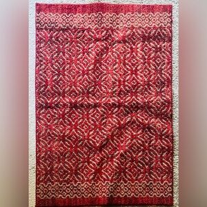 5x7 Accent Red Geometrical Area Rug
